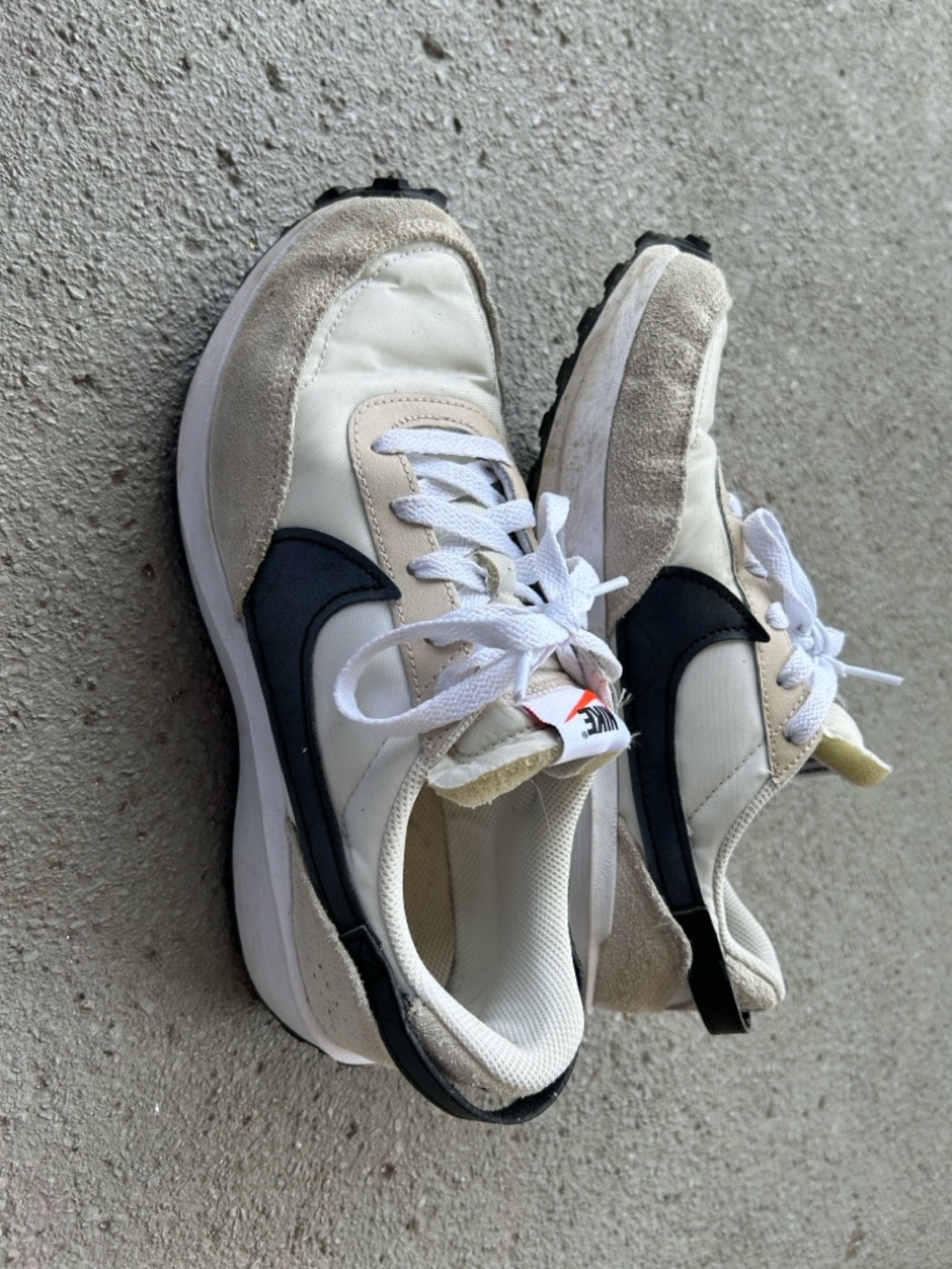 Nike Women’s Cream, White & Black Low-Top Sneakers